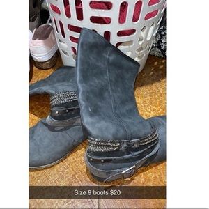 Gray size 9 boutique boots